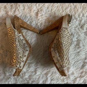 Elliott Lucca Peep Toe Cream & Gold Heels
